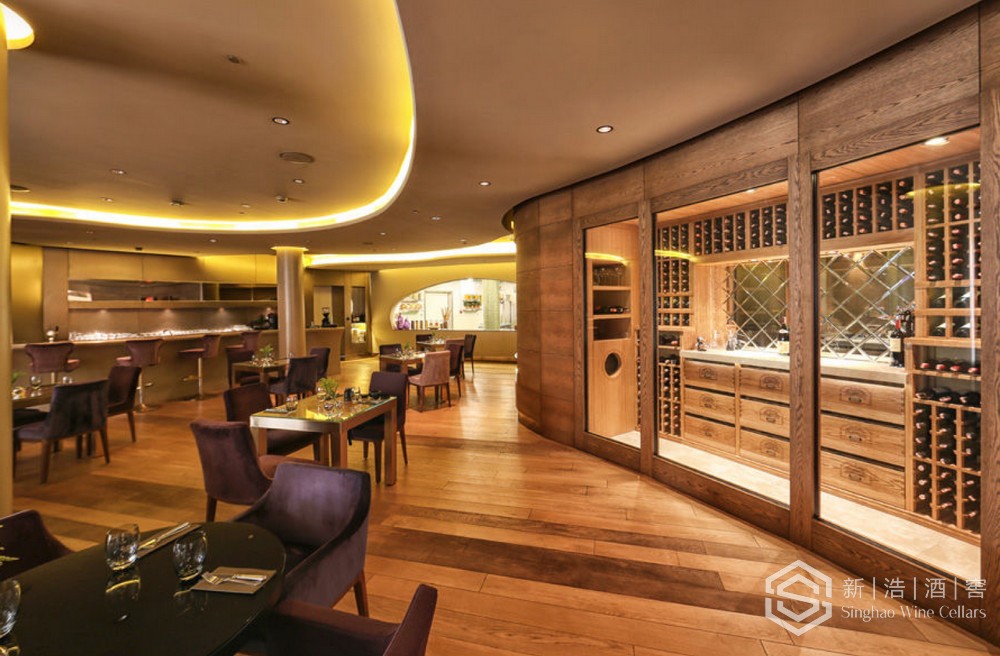商业酒窖8
